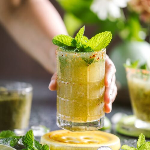 Kala Khatta Mojito
